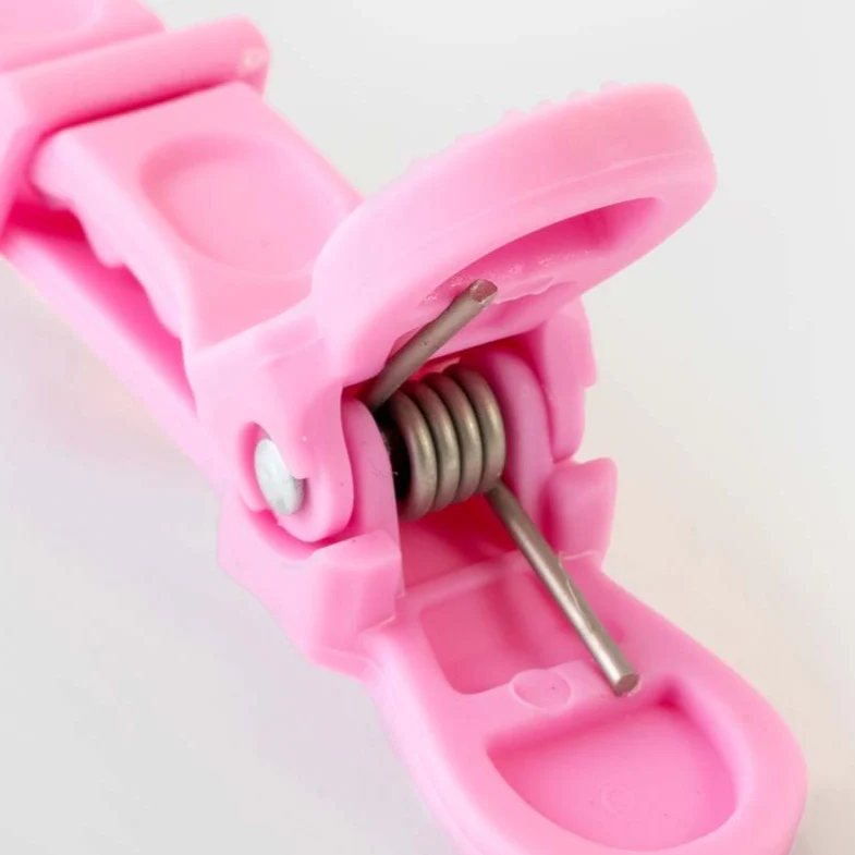 Pink Sectioning Clips - Image 3